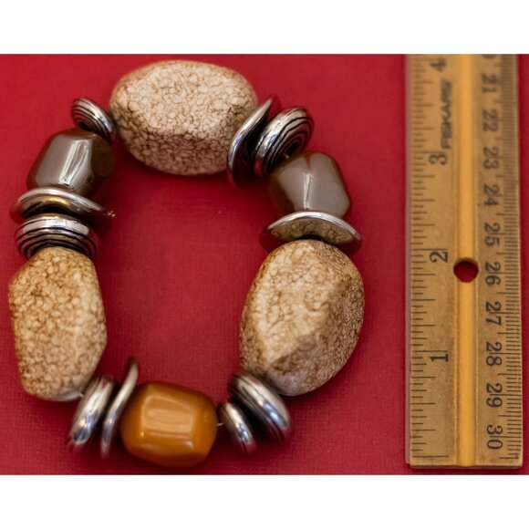 7 inch, Vintage Plastic & Metal Beads Unique Beaded Bracelet - F51 - Picture 3 of 3